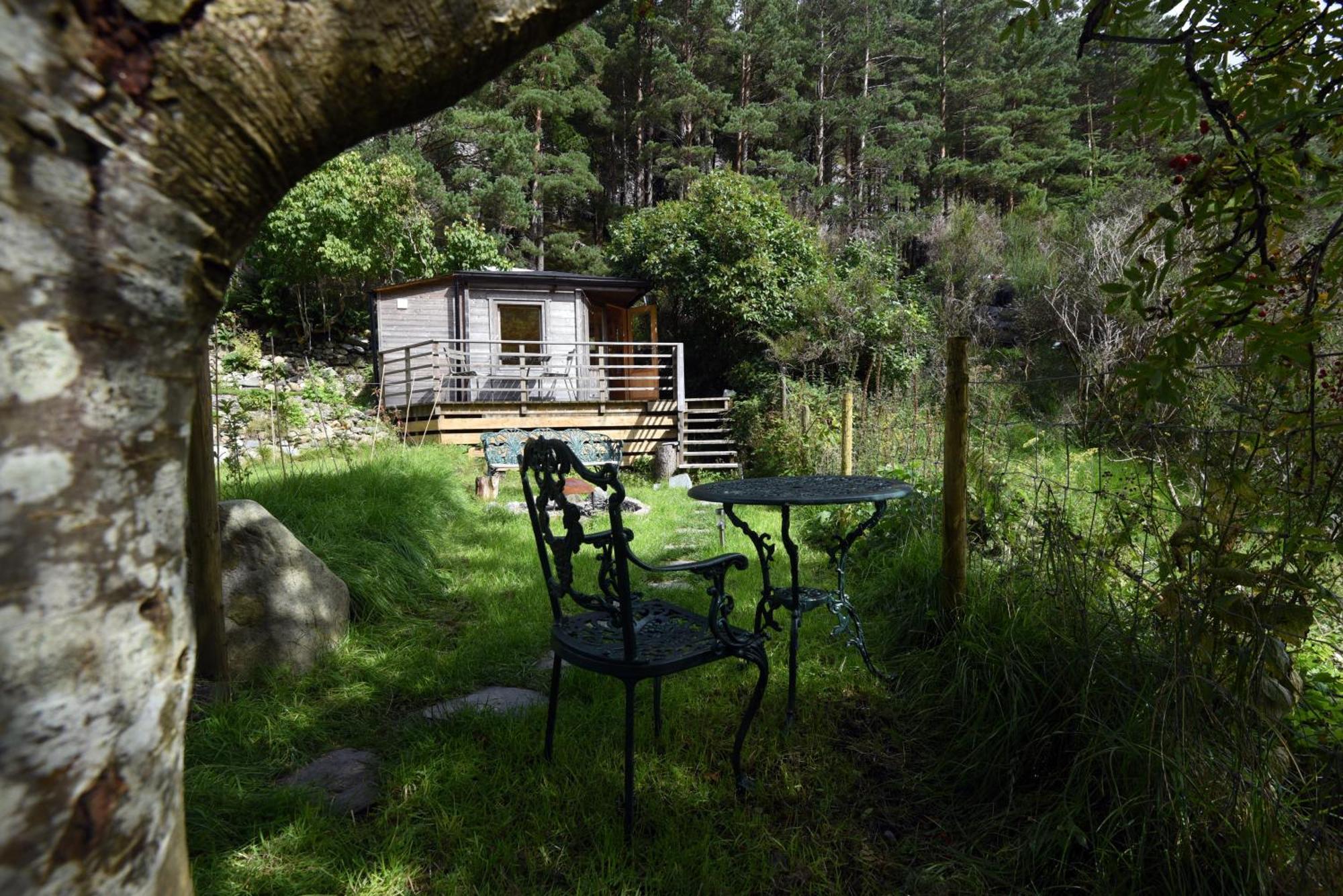 Helvellyn - The Hut - Twin Or Double Hotel เกลนริดดิง ภายนอก รูปภาพ